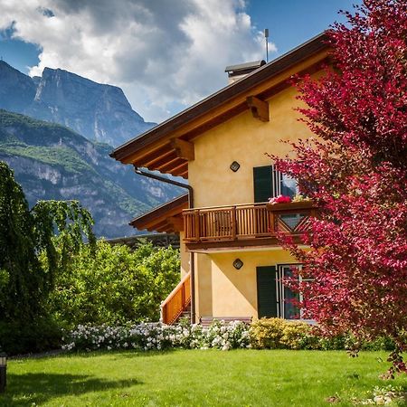 Agritur Val d'Adige Bed and Breakfast Trento Eksteriør billede