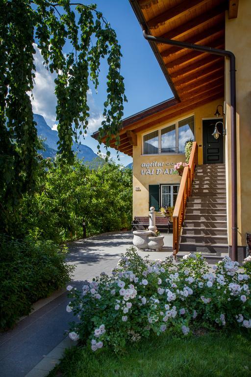 Agritur Val d'Adige Bed and Breakfast Trento Eksteriør billede