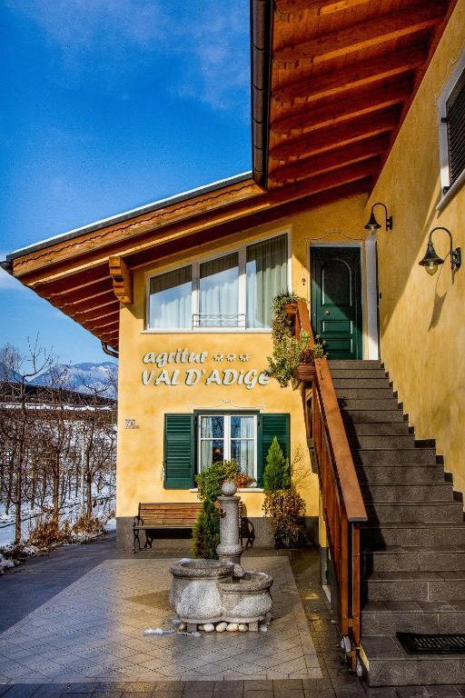 Agritur Val d'Adige Bed and Breakfast Trento Eksteriør billede